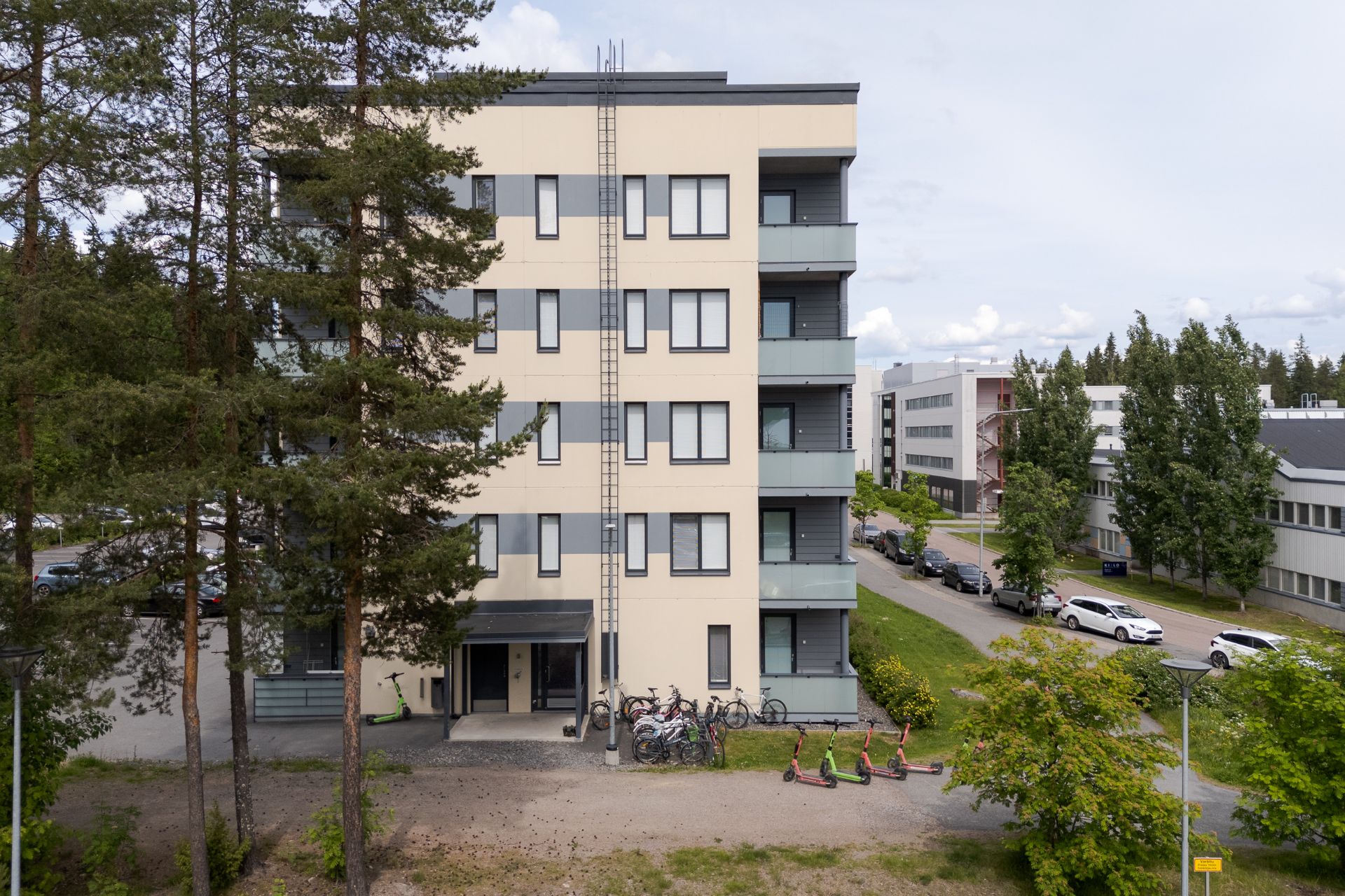 image number 16