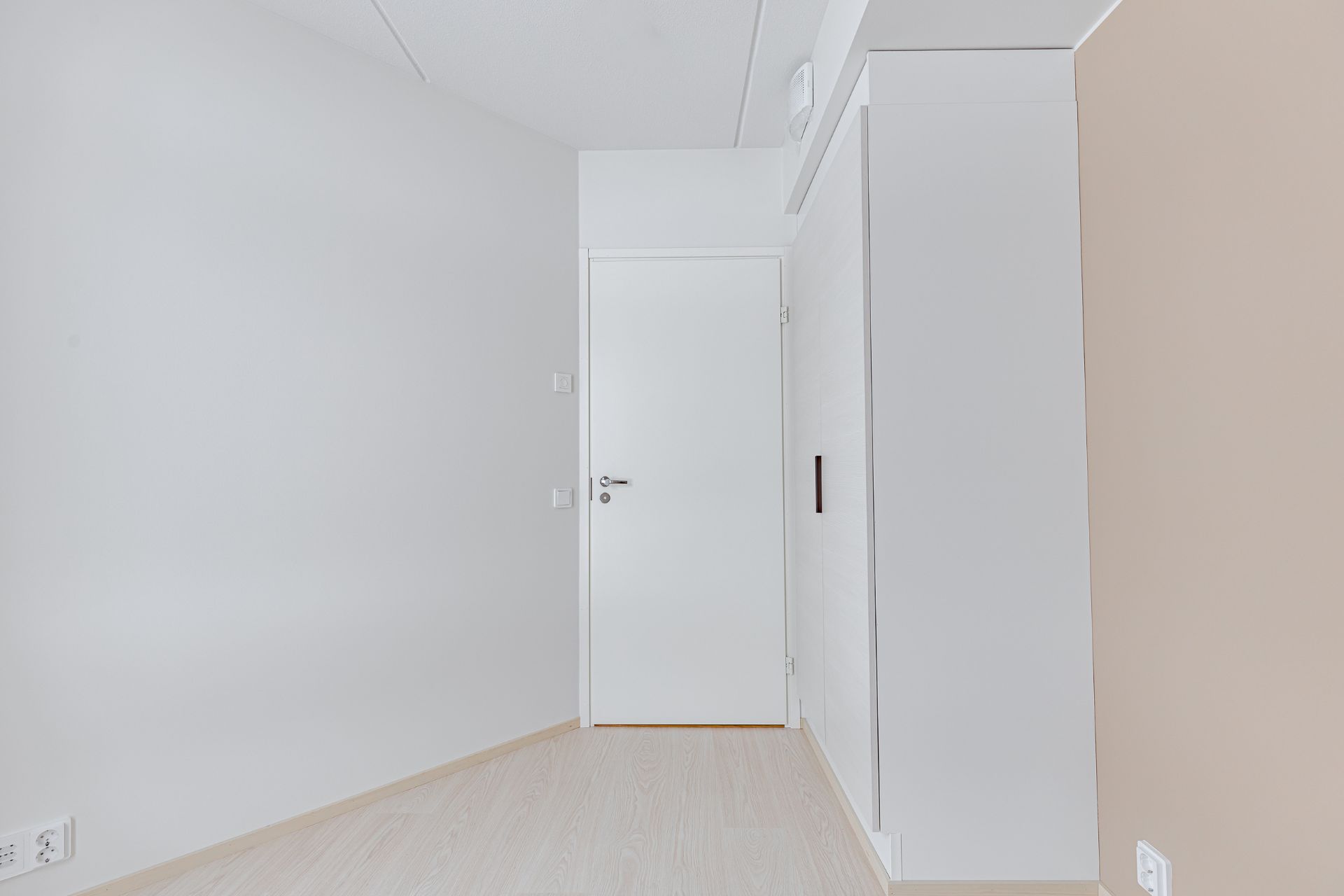 image number 9