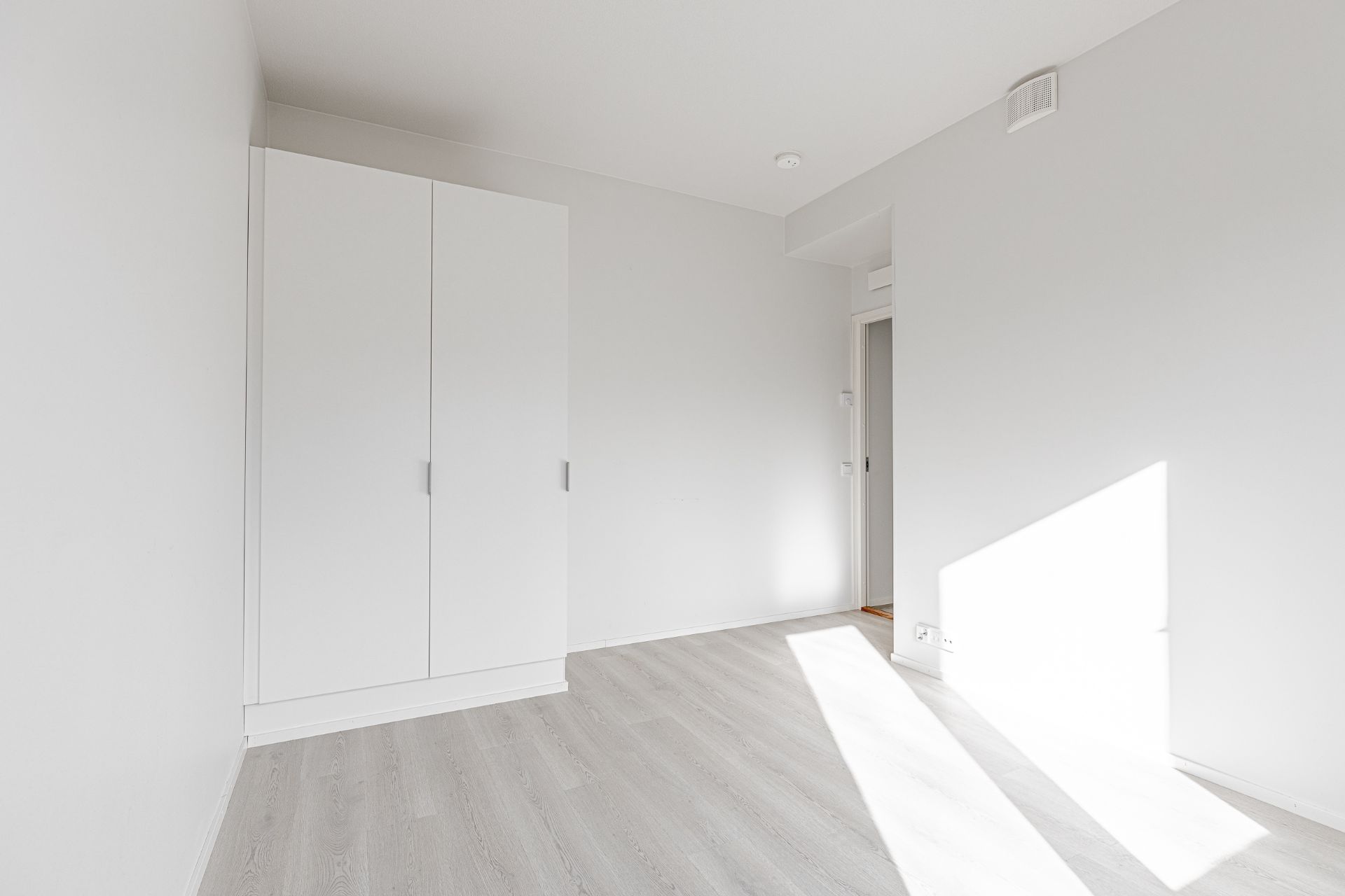 image number 9