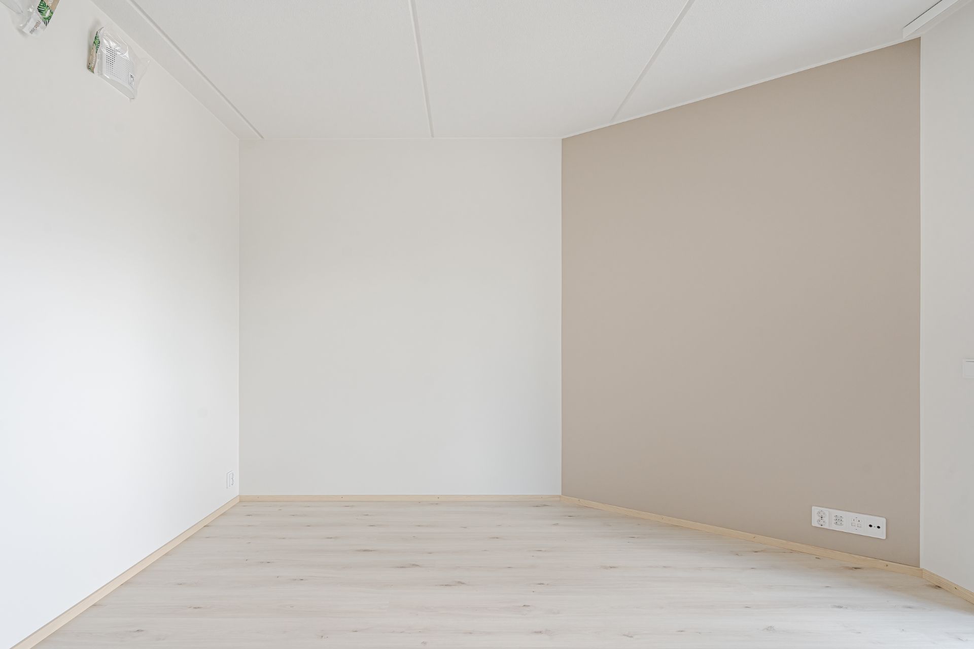 image number 5