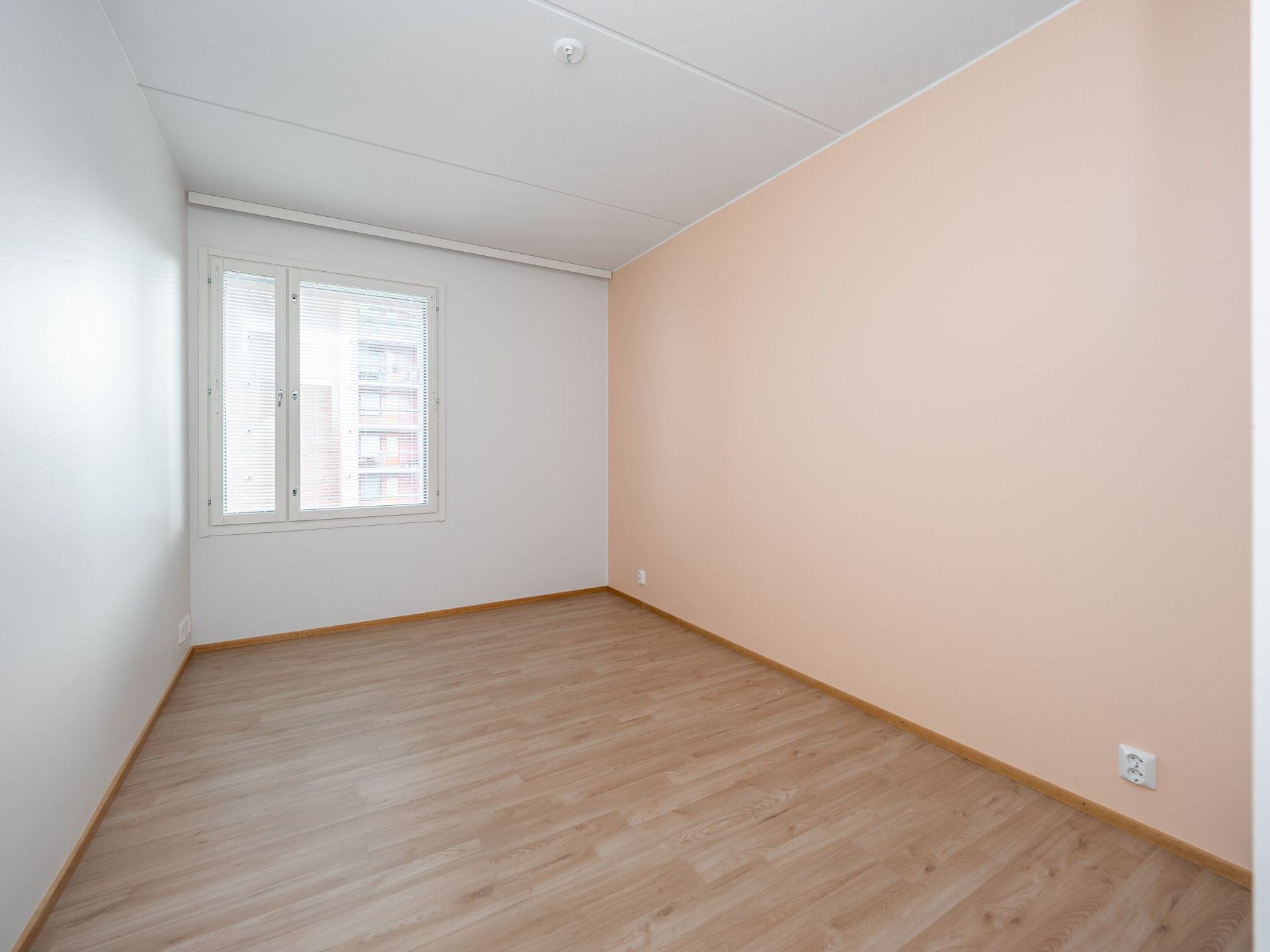 image number 9