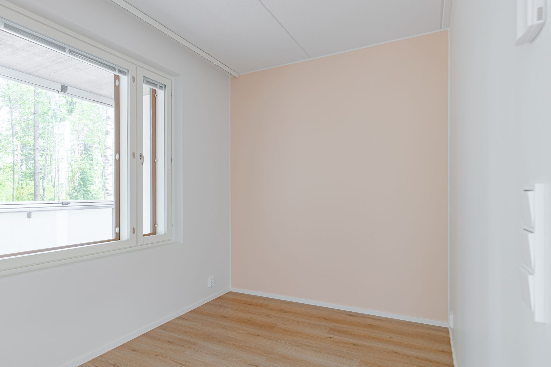 image number 9