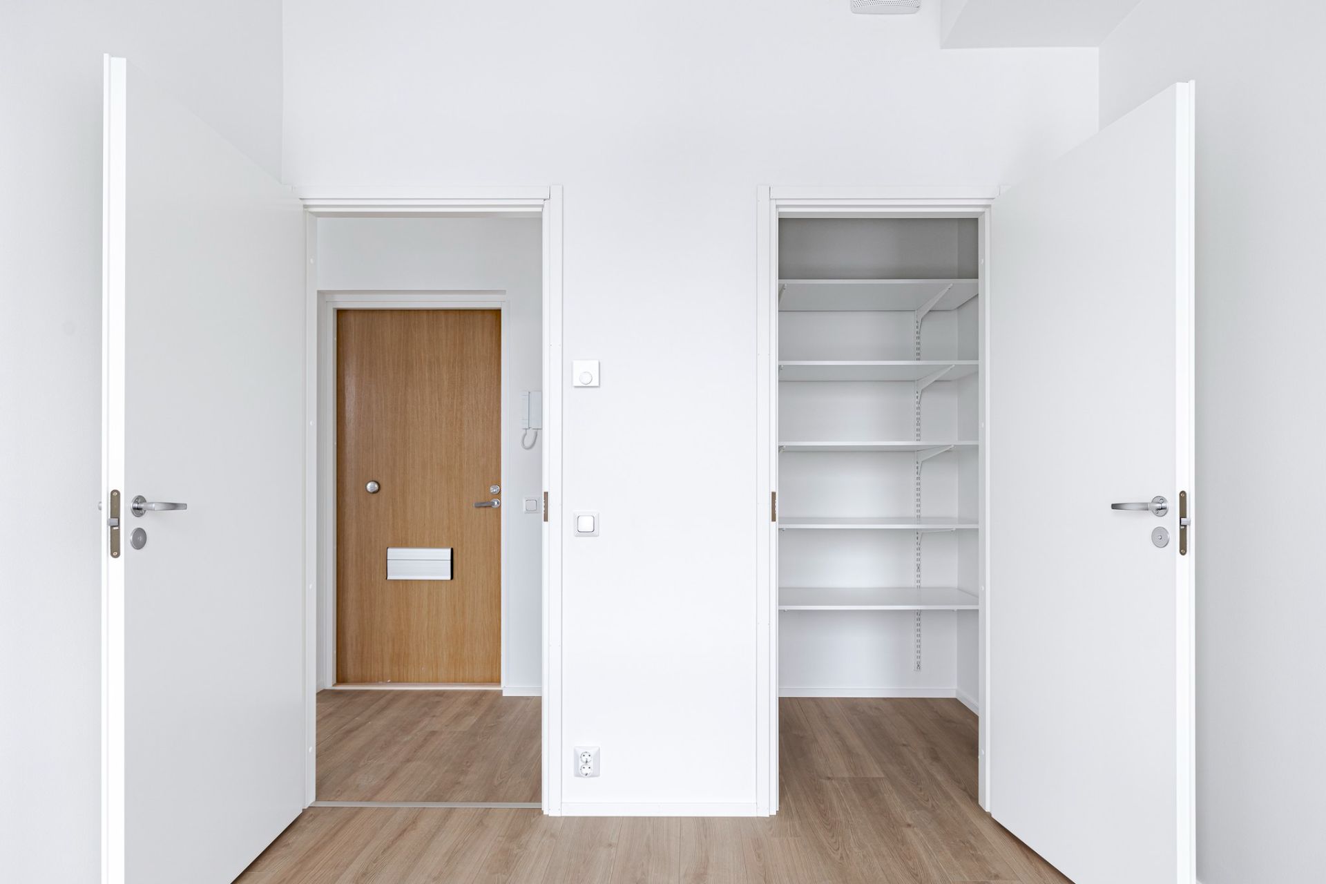 image number 4