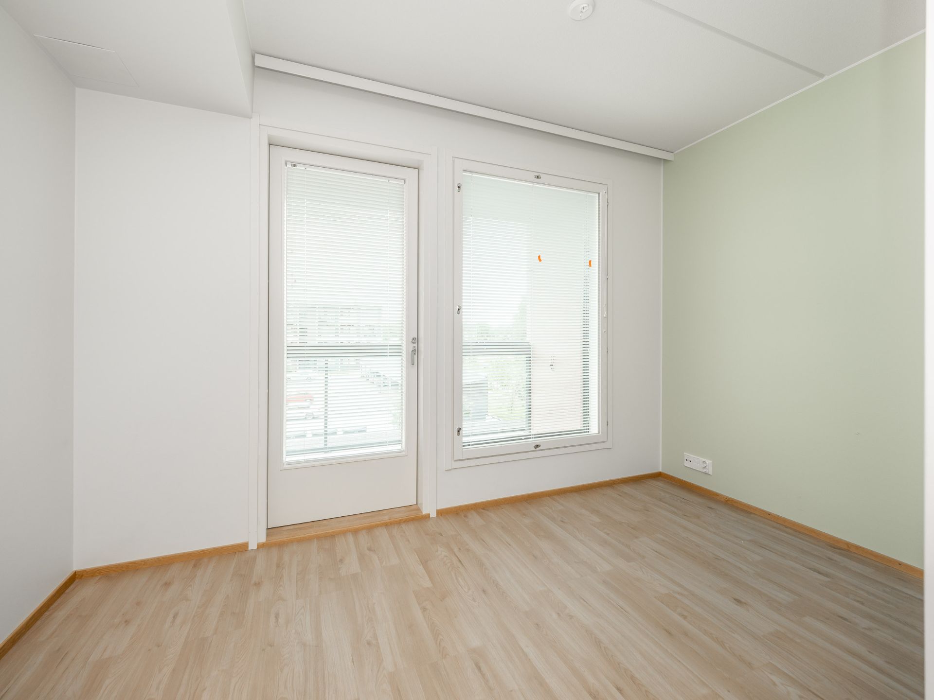 image number 3