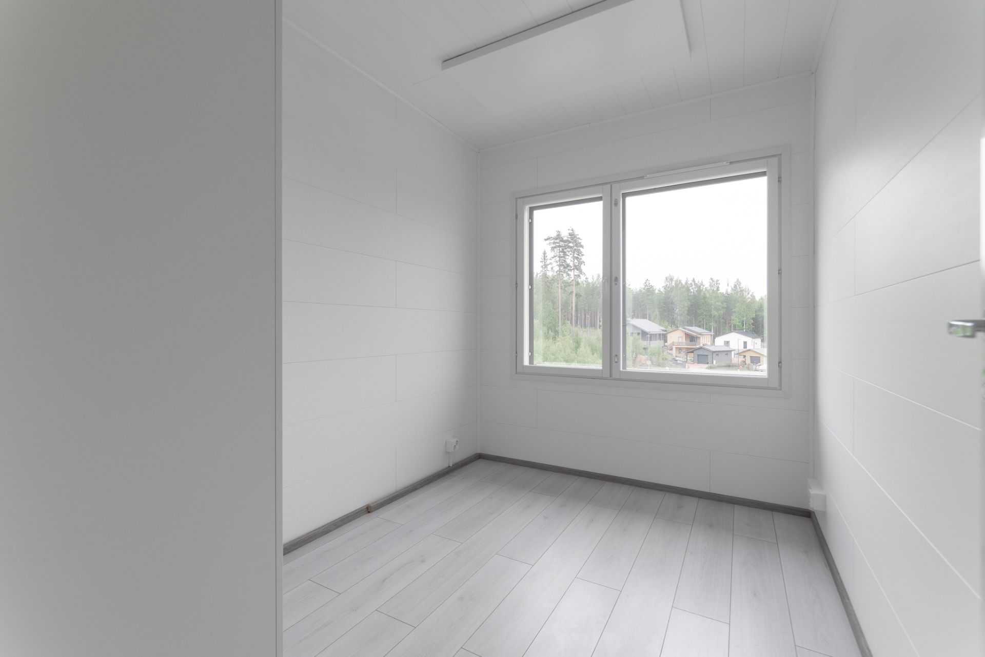 image number 9