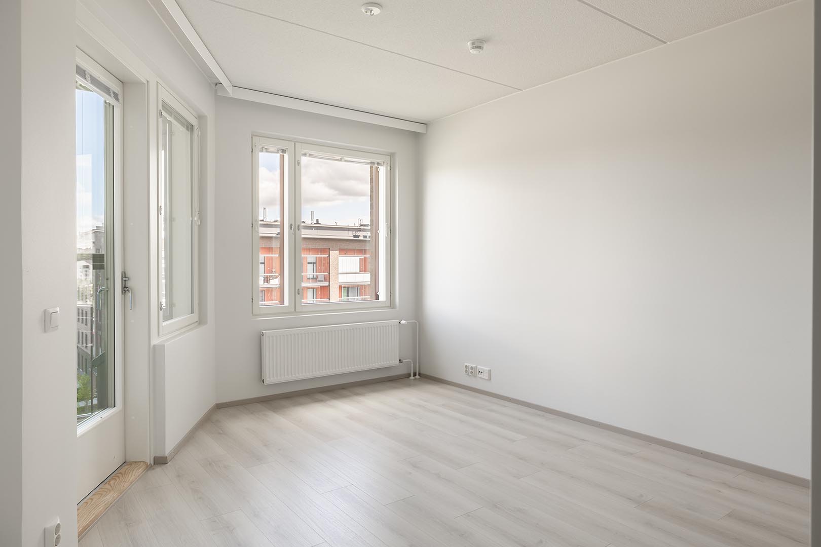 Pohjakuva tampere/hervantajarvi/lyyrapyrsto-2/2715-7733